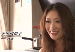 Divine minx Reiko Kobayakawa with round tits showing how to engulf a throbbing ramrod